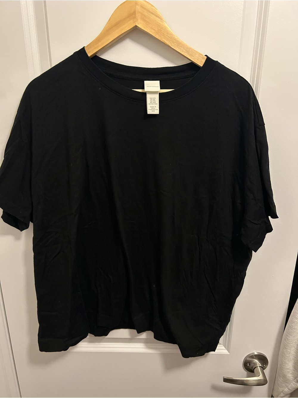 H&M Classic Black Womens Crew Neck T-Shirt